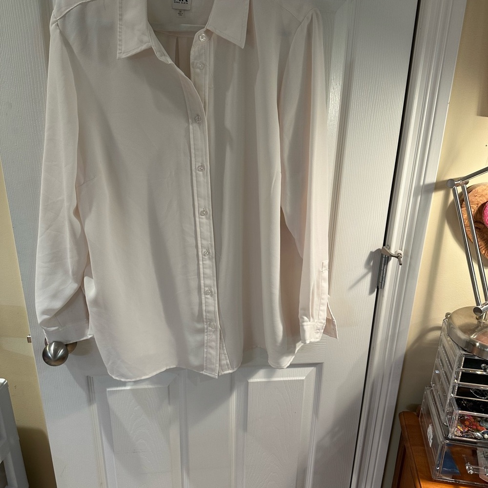 Anne Klein Cream Button-Up Blouse